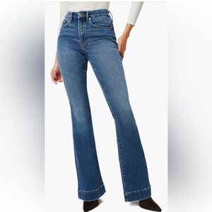Good American High Waist V Back Flare Jeans